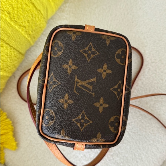 Nano Noe Louis Vuitton bag - Picture 6 of 11
